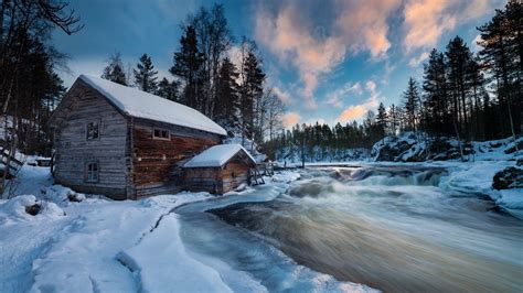 Winter Cabin in Finnish Forest - HD Wallpaper