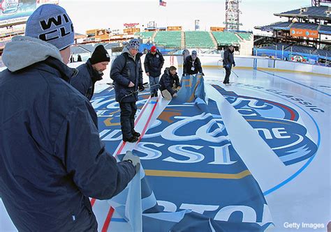 The 7 best NHL Winter Classic jerseys - Puck Daddy - NHL Blog - Yahoo ...