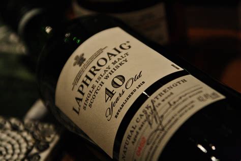 Laphroaig 40 Years Old : r/Scotch