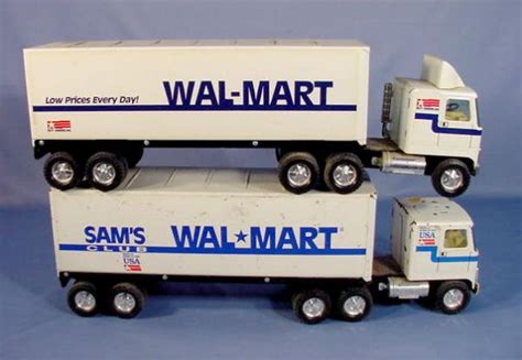 887: 2 Nylint Wal- Mart Toy Semi Trucks with Trailers : Lot 887