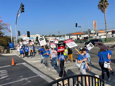 Writers Strike Dancing with the Stars Picket TV City