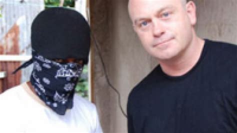 Ross Kemp on Gangs: Jamaica | Documentary Heaven