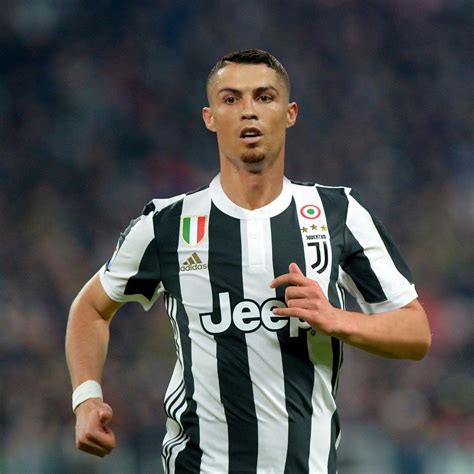29 Cristiano Ronaldo Juventus Wallpapers | MagOne 2016