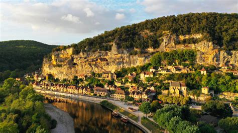 Le Village de La Roque-Gageac - La Tour de Cause - CASTELNAUD LA ...