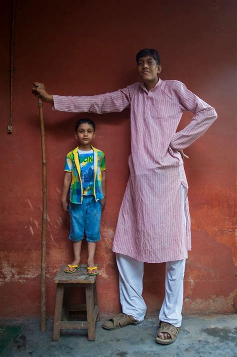 India's tallest man - Mirror Online