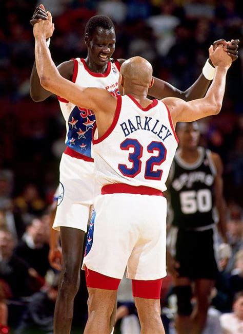 Manute Bol - the Tallest NBA Player (21 pics)