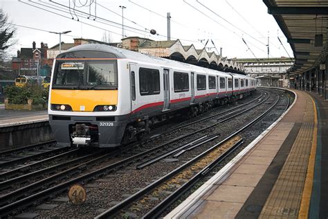 321328 at Ipswich | The latest Class 321 Renatus convertion … | Flickr