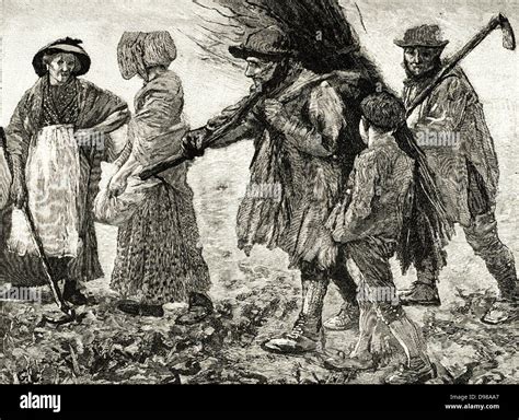 Agricultural labourers hi-res stock photography and images - Alamy