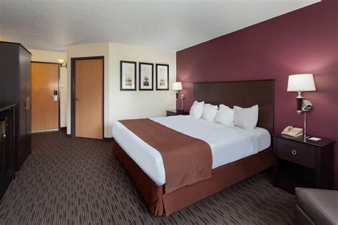 AmericInn by Wyndham Northfield | Northfield, MN Hotels