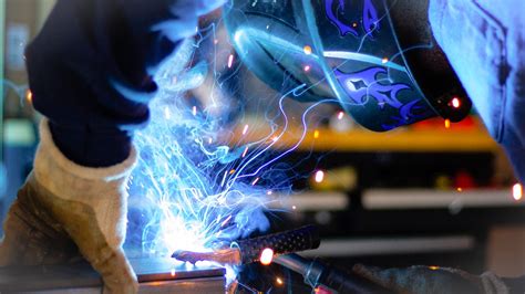 10 Tricks to Achieve the Best Results with Robotic Welding - RoboDK blog