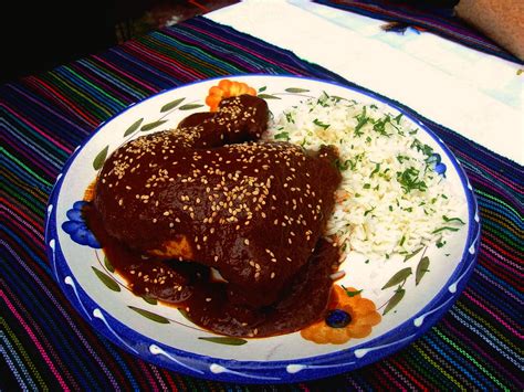 Gusta Usted? | Receta de Mole Poblano