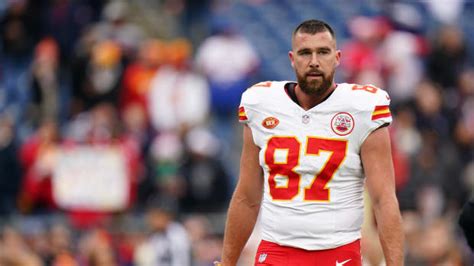 Travis Kelce - Sports Illustrated FanNation Kicks News, Analysis and More