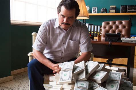 Pablo Escobar's Brother Wants to Review 'Narcos' Season 2