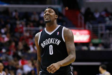 Andray Blatche doesn't know what to do with his hands - SBNation.com