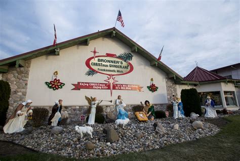 Frankenmuth, home to world’s largest Christmas store, ranked among 25 ...