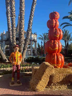 TRICKS AND TREATS EVENT AT CALIFORNIA’S GREAT AMERICA - Updated ...