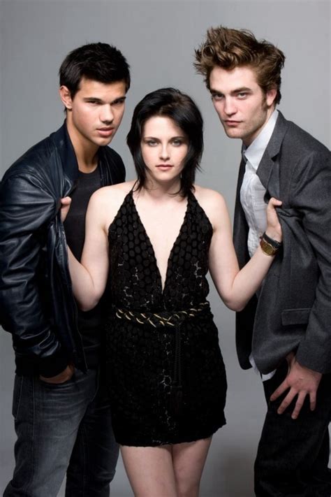 Taylor Lautner, Kristen Stewart And Robert Pattinson Entertainment ...