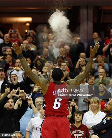 Lebron Chalk Toss Photos and Premium High Res Pictures - Getty Images