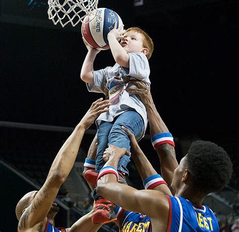 Photos: Harlem Globetrotters in Eugene | KVAL