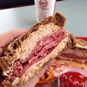 Arby's Reuben Sandwich Review | DudeFoods.com