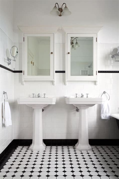 30+ Stunning art deco bathrooms - mirrors, lights and vanities | Art deco bathroom tile, Art ...