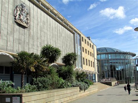 Sunderland Museum and Winter Gardens | To the left is the ex… | Flickr