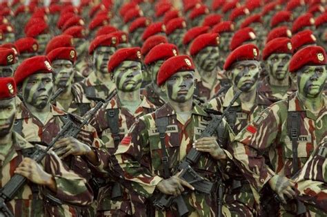 The Beret Project: Indonesian Red Berets