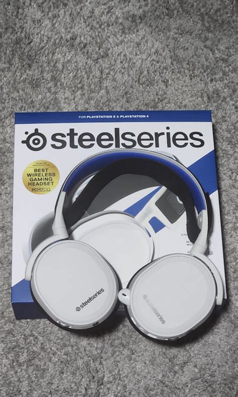 Steelseries Arctic 7P+ wireless, Audio, Headphones & Headsets on Carousell