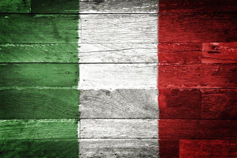 Download Texture Colors Misc Flag Of Italy 4k Ultra HD Wallpaper