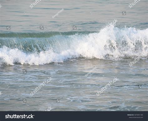 Closeup Breaking Wave Background Wallpaper Stock Photo 1879991185 ...