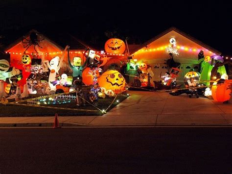 45 Halloween Decorations That Convert Homes Into Real Horror Meuseums