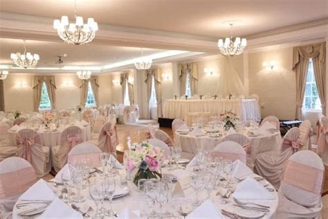 Crowne Plaza Hawkesbury Valley - Wedding Venues Sydney