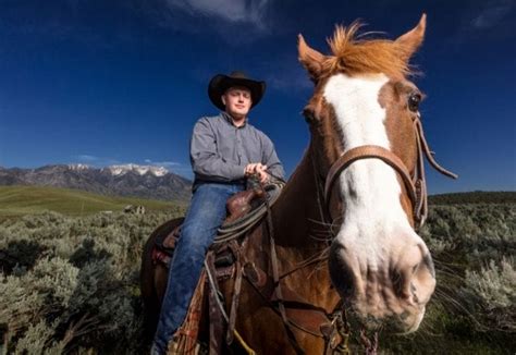 Best Ranch Horse Names: List of 250+ Good Horse Ranch Names