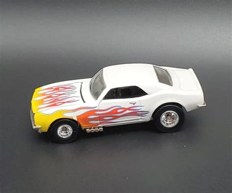 Hot Wheels Limited Edition 1968 '68 Chevy SS Camaro White W/ Flames Real Riders | eBay