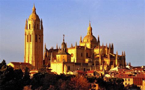 Segovia Cathedral Mac Wallpaper Download | AllMacWallpaper