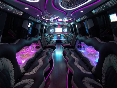 Hummer Daddy Limo - Los Angeles Exotic Limo