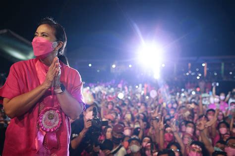 Leni Robredo's image challenges and her 'pink bridge' to the presidency