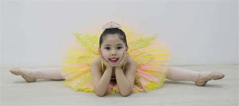 Ballet Dance – The Academy of Dance