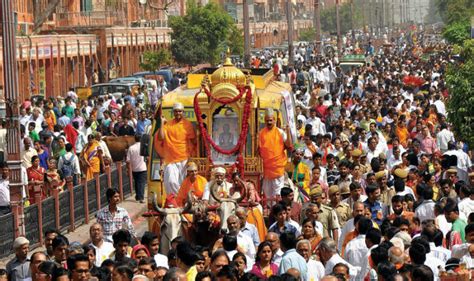 Mahavir Jayanti 2019: Importance, History And Significance of The Jain Festival | Festivals ...