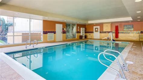 Hotel Suites in Westford, MA - Hampton Inn & Suites