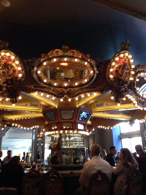 The Carousel Bar at Hotel Monteleone New Orleans | Hotel monteleone ...