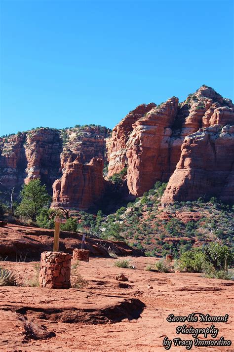 Hiking Bell Rock Trail in Sedona, Arizona - Savor the Moment Photography