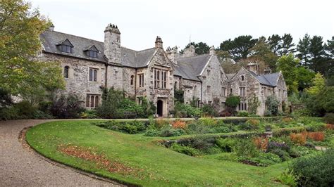 8 National Trust Houses In Cornwall You Have To Visit (2021 Guide)