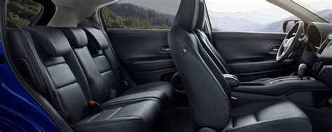 2022 Honda HR-V Interior | Cargo and Dimensions | VIP Honda