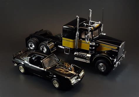 SMOKEY AND THE BANDIT KENWORTH CONVENTIONAL TRUCK 1:25 Scale 🤬AMT😡 ...