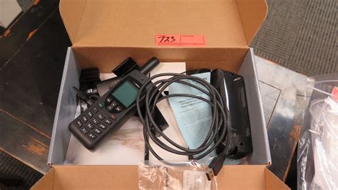 Iridium 9555 Satellite Phone w/ Original Box & Accessories