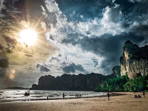 5 Beautiful Places to Watch the Sunset in Krabi