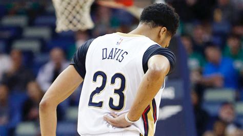 Anthony Davis injury video: Pelicans star suffers back contusion ...