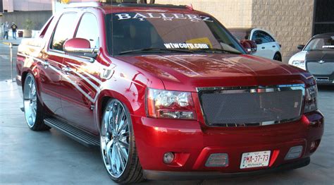 AVALANCHE - Chevrolet Avalanche Custom - SUV Tuning