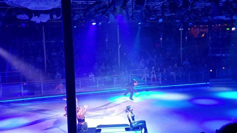 Navigator of the Seas Ice Skating Show - YouTube